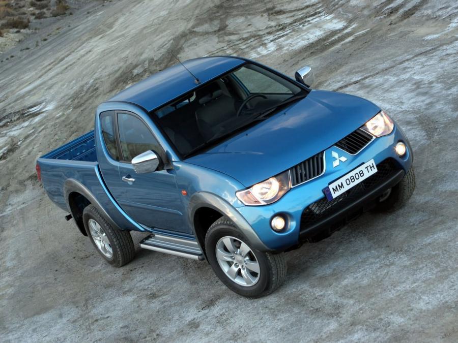  Mitsubishi L200 Club Cab 2006 года  (фото 3 из 4)